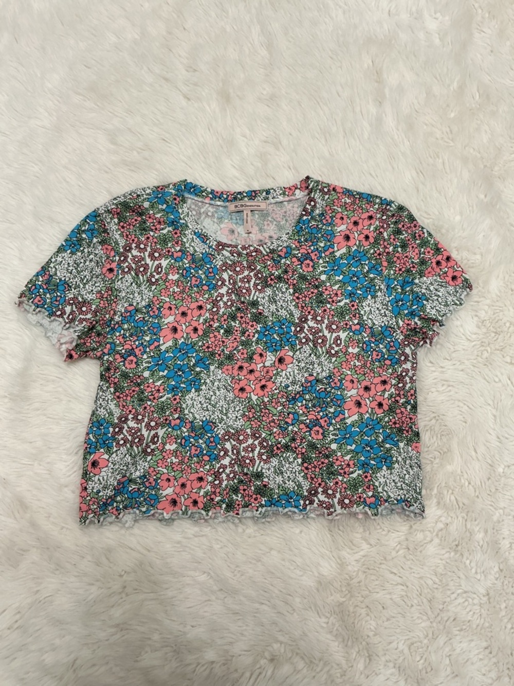 💜 BCBGeneration - Floral Crop Top T-shirt